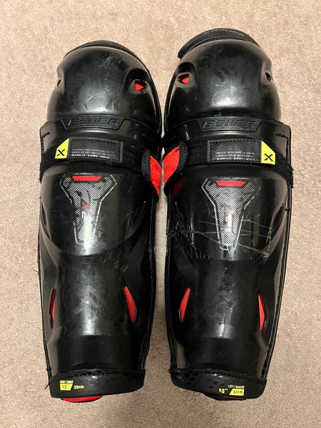 Intermediate Bauer Vapor 3X 13" Shin Pads (Used)