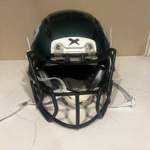 Medium Youth Xenith Helmet (Used)