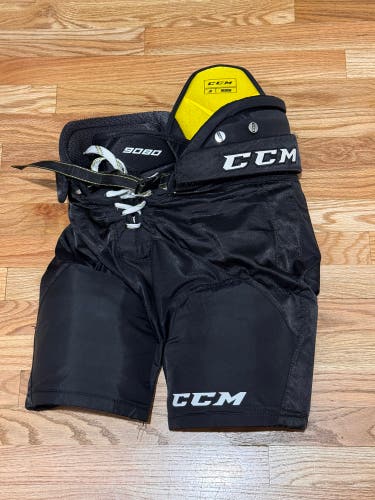 Great Condition Junior Used Large CCM Tacks 9080 Hockey Pants