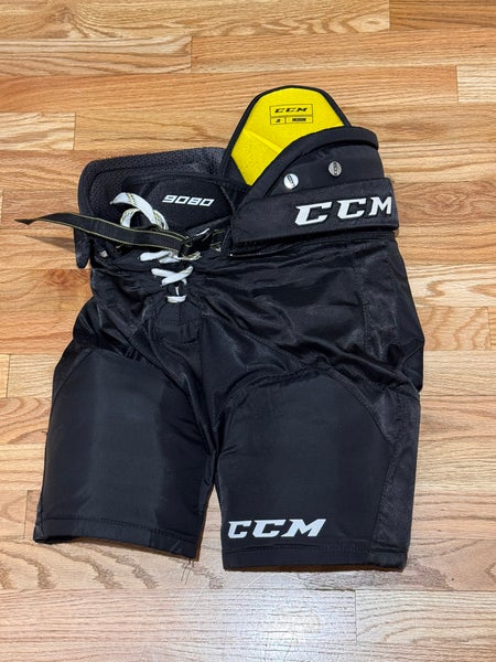 Great Condition Junior Used Large CCM Tacks 9080 Hockey Pants