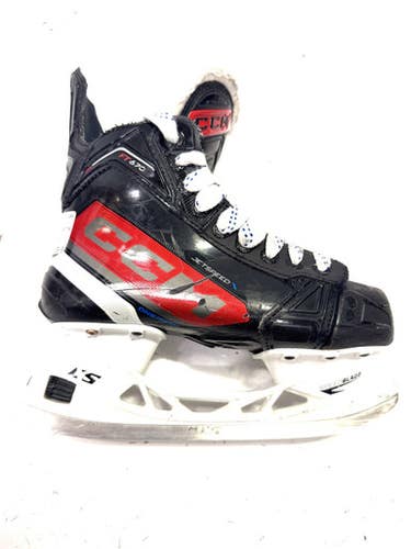 Used CCM FT670 Intermediate Hockey Skate Intermediate 4.0 11860-S000296449