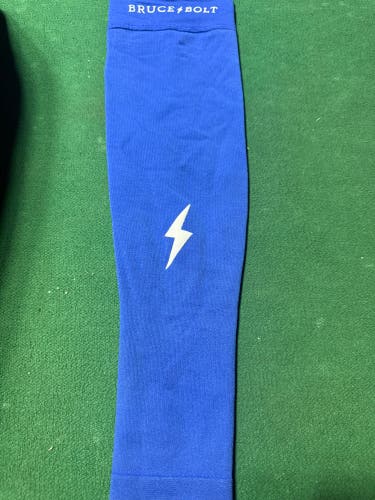 Bruce Bolt Arm Sleeve L/XL BLUE