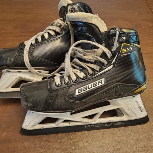 Bauer Supreme S29 Hockey Goalie Skates Regular Width 7.5 (Used)