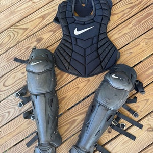 Nike Diamond Elite Catcher's Set (Used)