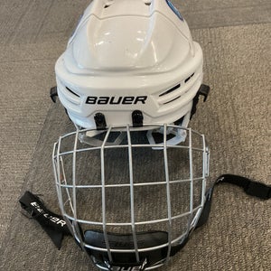 Used Bauer RE AKT 55 Helmet Cage Combo White SM 11614-S000219855