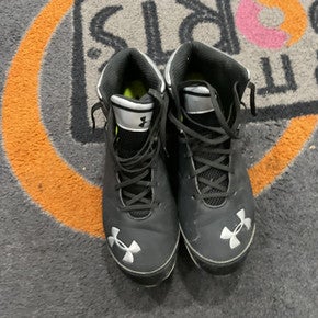 Used Under Armour Adult FB Cleats Black Senior 12 11614-S000219763