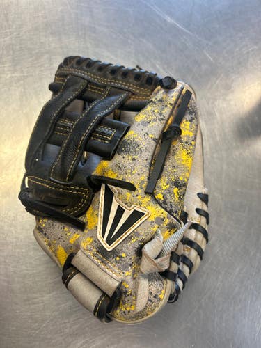 Used Easton HAVOC SERIES BB/SB Glove RH Throw Grey 11" 11868-S000064743