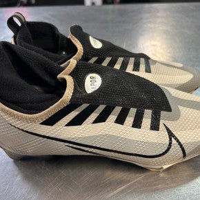 Used Nike Adult FB Cleats Black Senior 8 11868-S000064864