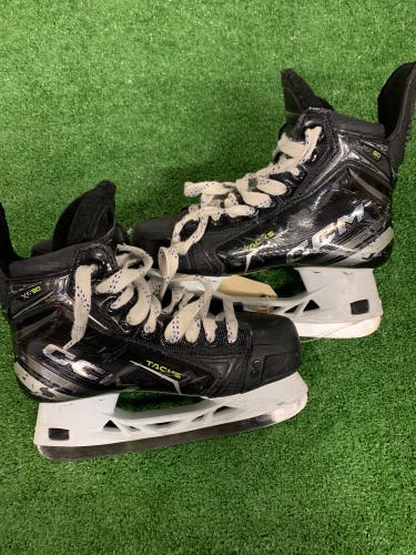 CCM Tacks XF 90 - Intermediate