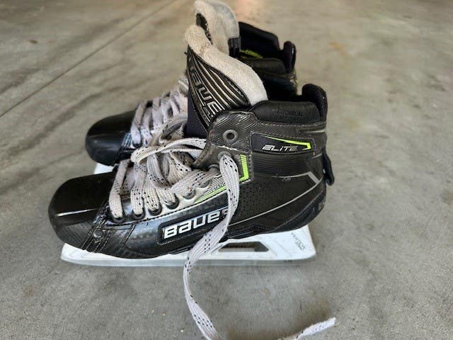 Bauer Elite Hockey Goalie Skates 8.5 FIT 2 (Used)