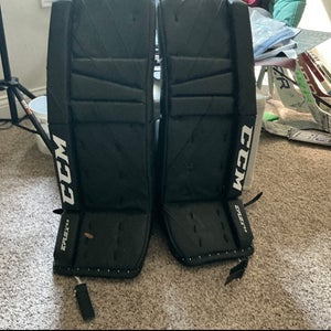 30" 2021 CCM Extreme Flex 5.5 Goalie Leg Pads (New)