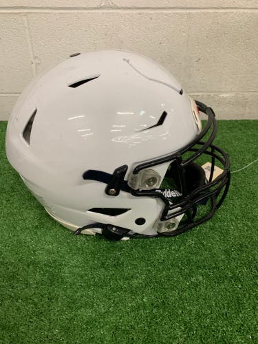 Adult Medium Riddell SpeedFlex Helmet (Used)