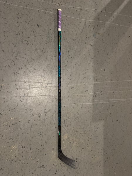 Senior Bauer Twitch Left Hand Hockey Stick P92 (Used)