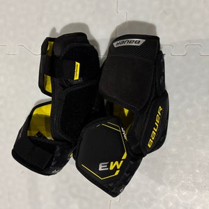 Senior Medium Bauer Supreme M3 Elbow Pads (Used)