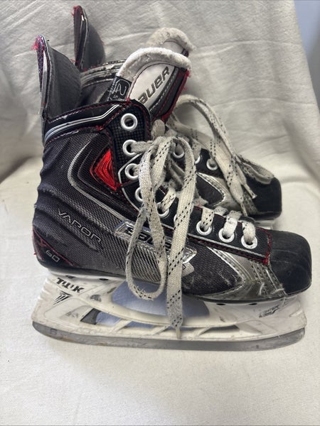 Junior Size 2.5 Bauer Vapor X60 Ice Hockey Skates