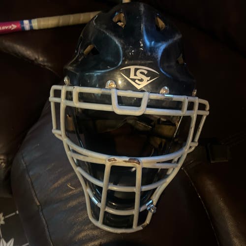 Adult Louisville Slugger Catcher's Mask (Used)