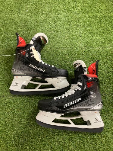 Senior Bauer Vapor X5 Pro Hockey Skates 10 (New)
