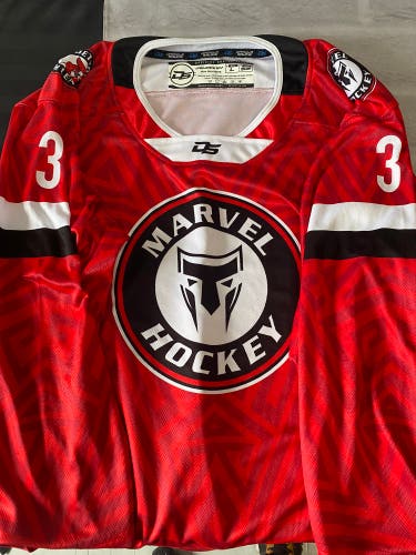 Marvel Hockey mens large game Jersey