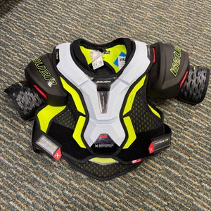 Bauer Vapor Hyperlite Shoulder Pads (New)