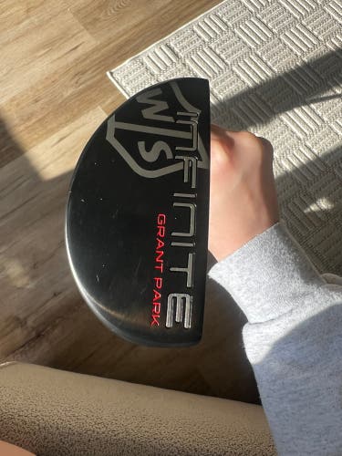 Black 2023 Wilson Infinite Grant Park Left Hand Putter 35" (Used)