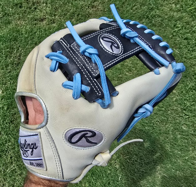 Rawlings Heart of the Hide Baseball Glove 11.75". New Laces! Excellent Condition.