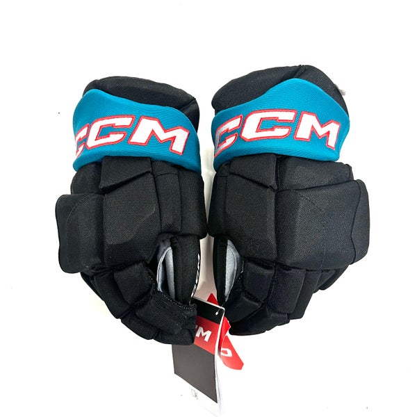 CCM HGJSCHLPP Size 15" CHL Kelowna Rockets - RH1253
