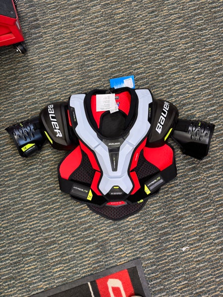 Bauer Vapor Hyperlite Shoulder Pads (New)