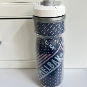 Camelbak Podium® Chill™ Outdoor 21oz Bike Bottle navy pink BPA/BPS/BPF Free