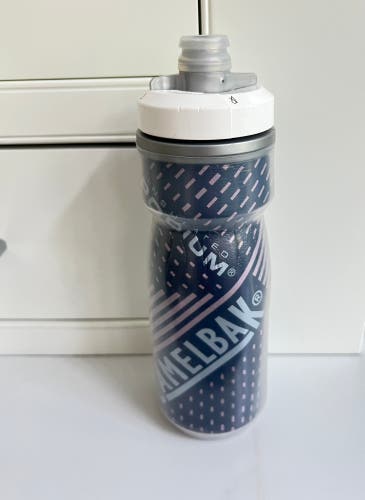 Camelbak Podium® Chill™ Outdoor 21oz Bike Bottle navy pink BPA/BPS/BPF Free