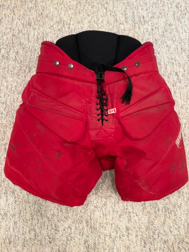 Simmons 994 Goalie Pants (Used)