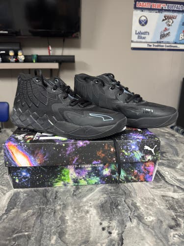 Men's Size M 10.5 (W 11.5) LeMelo Ball (MB1)