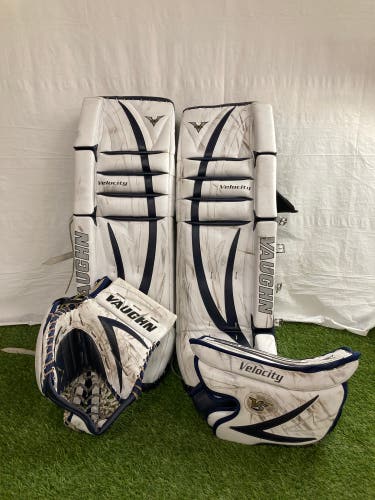 34" +2 Senior Vaughn Velocity V5 Goalie Full Set Regular (Used)