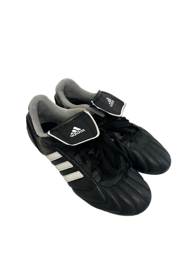 Used Adidas TRX HARD GROUND Soccer Cleats Black Junior 05.5 11692-S000140102