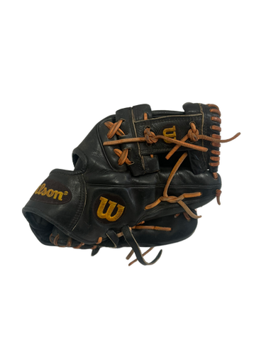 Used Wilson A2000 DP15 BB/SB Glove RH Throw Black 11 1/2" 11692-S000140140