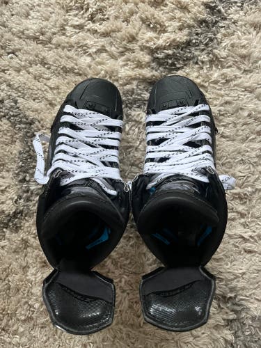 CCM JetSpeed FT6 Pro Hockey Skates Regular Width 8 (Used)