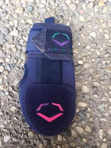Blue Junior EvoShield Sliding Mitt (Used)