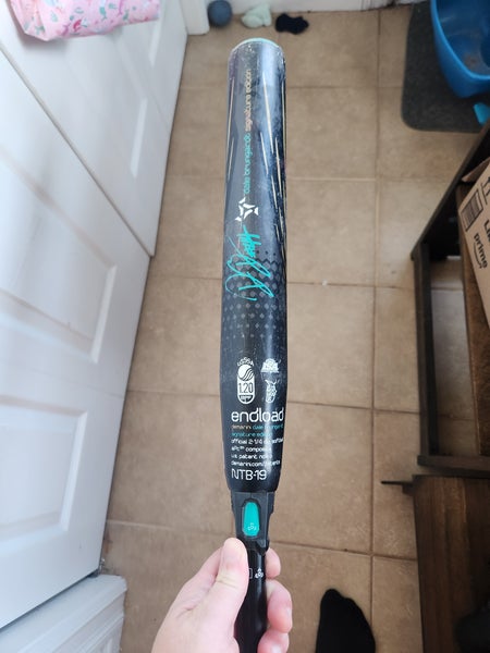 DeMarini Juggy Composite Bat (-6) 28 oz 34" (Used)