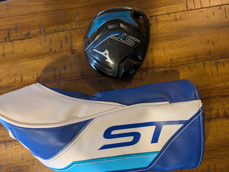 Mizuno ST-X 230 Right Handed Driver Head 9.5 Loft W/Head Cover and Shaft Tip (Head Only)