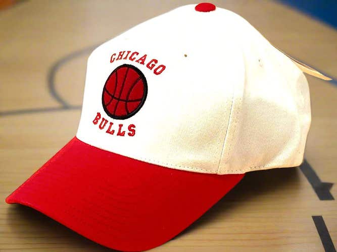 Chicago Bulls Vintage Late '90s NBA White NOS "Basketball" Cap (New)