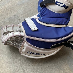 Senior CCM Axis 1.9 Goalie Glove