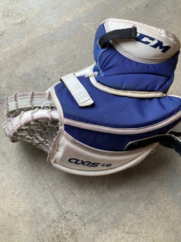 Senior CCM Axis 1.9 Goalie Glove