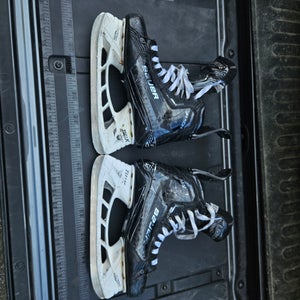 2023 Bauer Supreme Mach Hockey Skates 7.5 (Used)