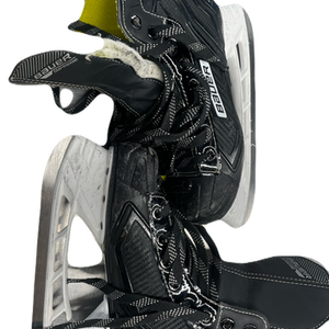 Used Bauer SUPREME STRIKE Junior Hockey Skate Junior 03 11769-S000028719