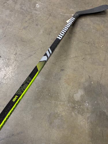 Senior Warrior Alpha LX2 Hockey Stick Right Handed (Used)