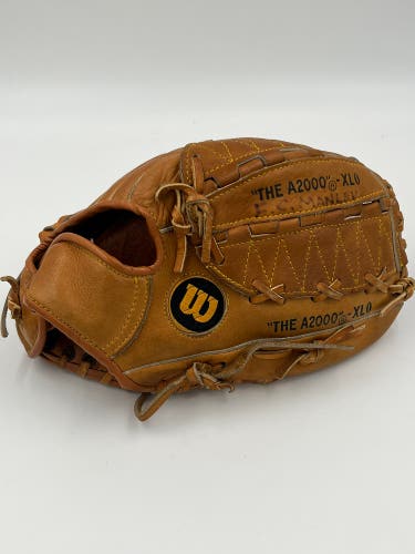 Wilson A2000 XLO 12.5 Pitchers Outfield Baseball Glove