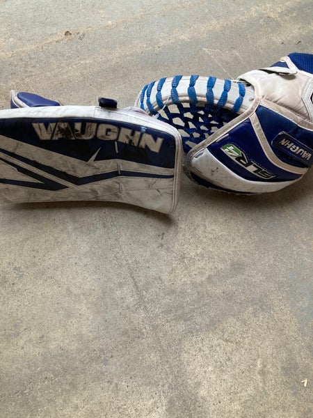 Junior Vaughn SLR4 Regular Goalie Glove & Blocker