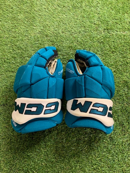 Blue Senior CCM Jetspeed Gloves 14" (Used)