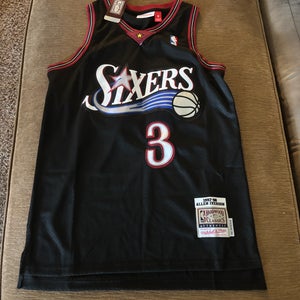 Black Medium Men's Mitchell & Ness Jersey (New)