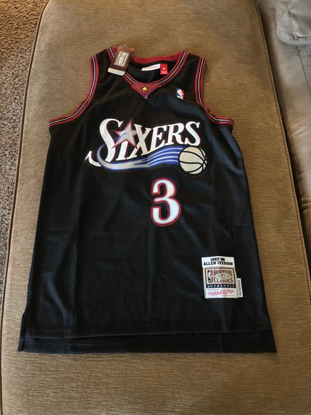 Black Medium Men's Mitchell & Ness Jersey (New)