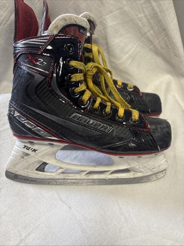 Junior Size 4.5 Bauer Vapor X2.7 Ice Hockey Skates
